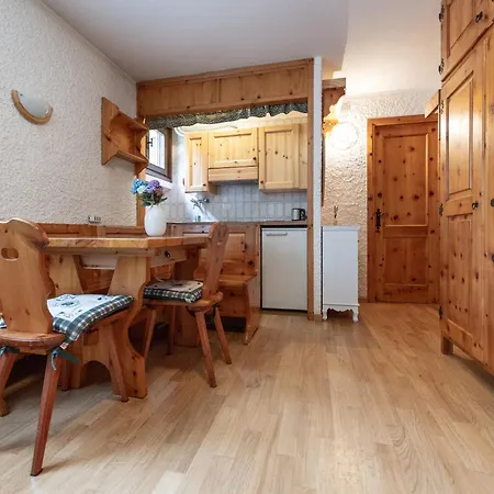 Accogliente Erica, 公寓 博尔米奥